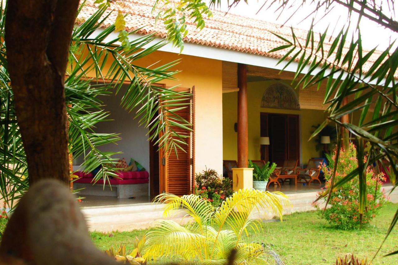 Khomba Beach House Alankuda 외부 사진