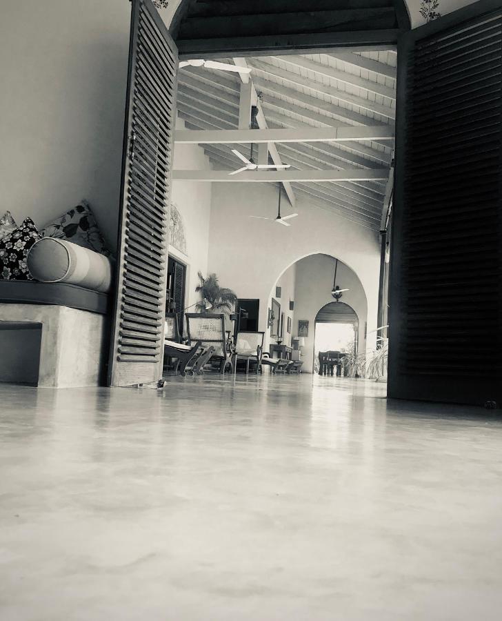 Khomba Beach House Alankuda 외부 사진